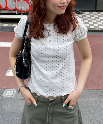 CIAOPANIC(チャオパニック) 【WEB限定】ドットパフスリーブヘンリーネックTEE