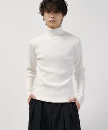 Lui's(ルイス) スリムタートルネックニット