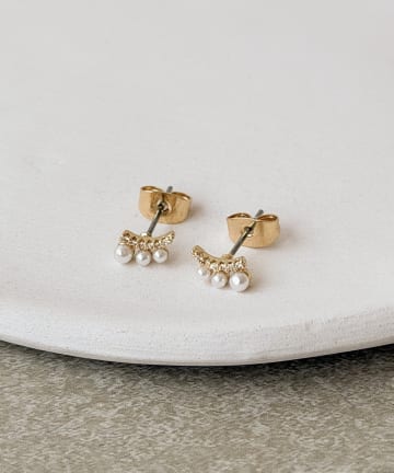 3COINS(スリーコインズ) カーブパールピアス