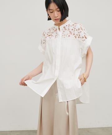 LARUTA(ラルータ) 刺繍レースドロップショルダーシャツ