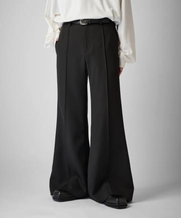 Lui's(ルイス) 【Neucon】ピンタックワイドフレアスラックスパンツ