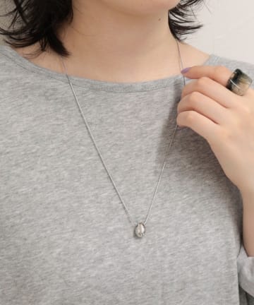 FREDY & GLOSTER(フレディ アンド グロスター) メタルたまごトップロングネックレス