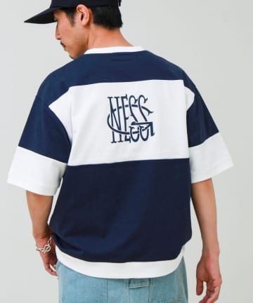 FREDY & GLOSTER(フレディ アンド グロスター) 【バックプリントが映える】切り替え GOODNESS オーバーストライプTシャツ