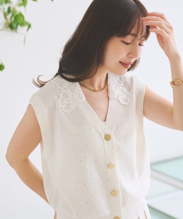 La boutique BonBon(ラブティックボンボン) ブークレスパンコールレース衿付きベスト