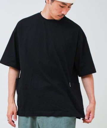 FREDY & GLOSTER(フレディ アンド グロスター) バックステッチ サイドポケット クルーネックTシャツ