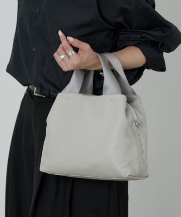 russet(ラシット) 三層レザーミニショルダーバッグ