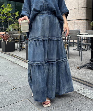 Jena　espace merveilleux(ジェナ　エスパスメルヴェイユ) シアーデニムティアードスカート