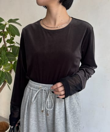 Jena　espace merveilleux(ジェナ　エスパスメルヴェイユ) 袖シアーベロアカットソー
