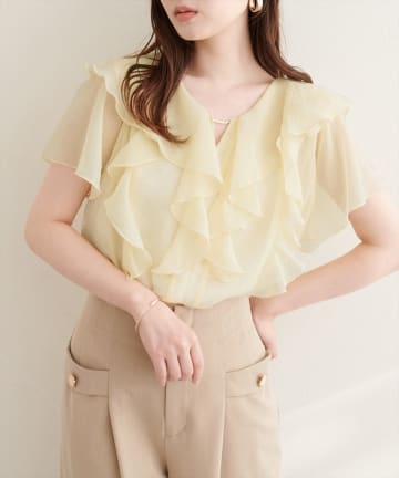 natural couture(ナチュラルクチュール) フロントバー付きフリルブラウス