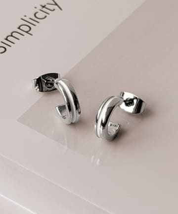 3COINS(スリーコインズ) センターラインフープピアス