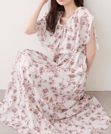 NICE CLAUP / OLIVE des OLIVE OUTLET(ナイスクラップ  / オリーブ デ オリーブ アウトレット) 【natural couture】フリルカラーノースリワンピース