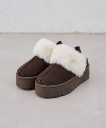 NICE CLAUP / OLIVE des OLIVE OUTLET(ナイスクラップ  / オリーブ デ オリーブ アウトレット) 【RMAF】フェイクムートンサンダル
