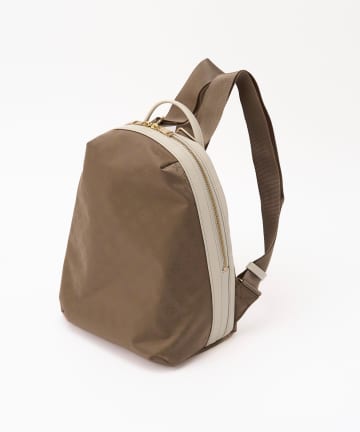 【新品】russet リュック グレージュ A4可 軽量 ナイロン 限定価格 russet(ラシット) バックパック/リュックの商品一覧 | PAL CLOSET(パル