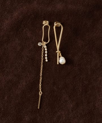 Lattice(ラティス) 【LesSignes】アシンメトリーピアス