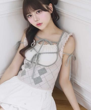 Belle Charme(ベルシャルム) Argyle Ribbon Knit Tank