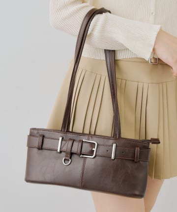 NICE CLAUP / OLIVE des OLIVE OUTLET(ナイスクラップ  / オリーブ デ オリーブ アウトレット) 【RMAF】ベルトデザインナローショルダーバッグ