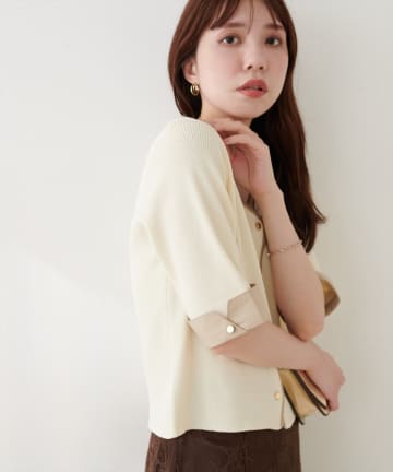 natural couture(ナチュラルクチュール) 袖口カフス付き配色Vネックカーデ