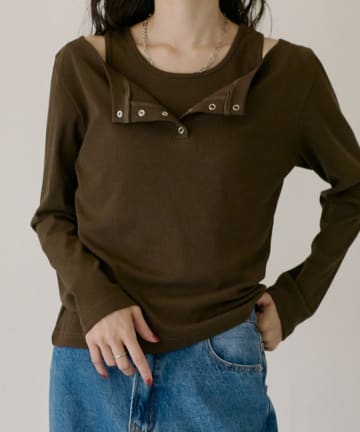 COLONY 2139(コロニー トゥーワンスリーナイン) レイヤード風ヘンリーネックＴシャツ