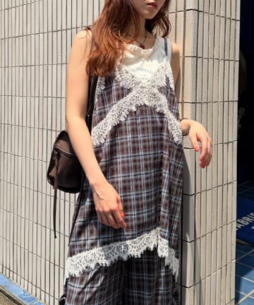 w closet(ダブルクローゼット) イレヘムチェックミニキャミワンピース