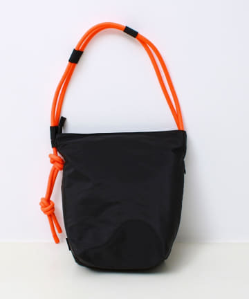 FREDY & GLOSTER(フレディ アンド グロスター) 【SML/エスエムエル】CODE BUCKET BAG ショルダーバッグ 撥水