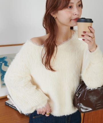 DISCOAT(ディスコート) 【ご好評につき今年も登場！】【WEB限定】フェザーヤーン2WAYワンショルプルオーバー