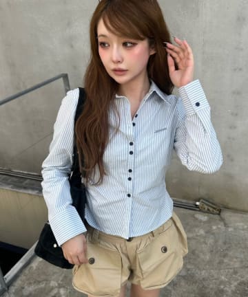 RAY CASSIN(レイカズン) 【大人気シャツの長袖Ver.】胸刺繍コンパクトシャツ