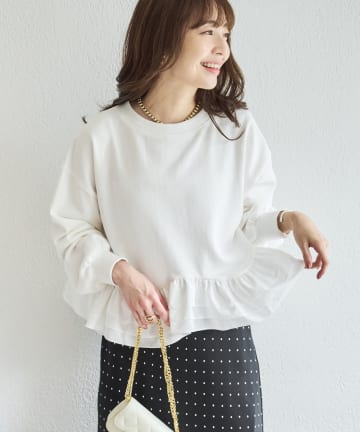 La boutique BonBon(ラブティックボンボン) 【KAZUMI監修】ランダムペプラムドッキングスウェット