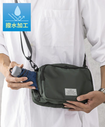 3COINS(スリーコインズ) 《撥水加工》ショルダーバッグ