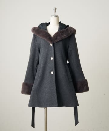 NICE CLAUP / OLIVE des OLIVE OUTLET(ナイスクラップ  / オリーブ デ オリーブ アウトレット) 【continuer】フェイクファーフード付きミドルコート