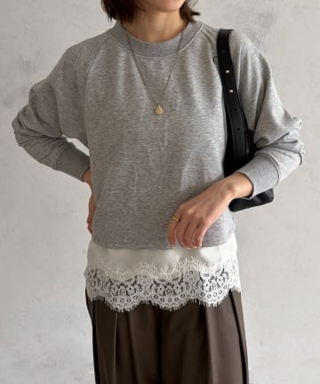 Thevon.(ゼヴォン) レイヤード風レーススウェットプルオーバー