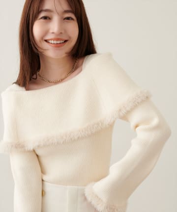 natural couture(ナチュラルクチュール) ふわふわファーオフショル風ニット