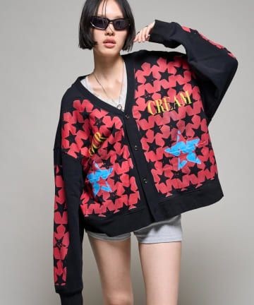 WHO’S WHO gallery(フーズフーギャラリー) 【26AW LOOK掲載品番】【Sourcream】総柄スターカーディガン