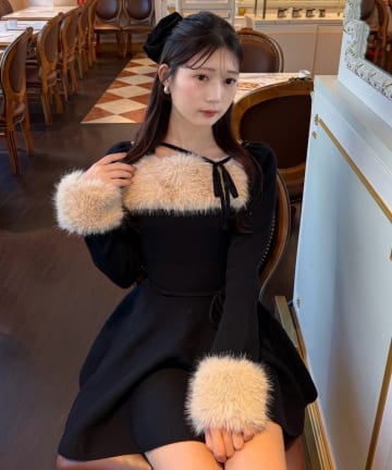 one after another NICE CLAUP(ワンアフターアナザー ナイスクラップ) フェイクファーくびれニットミニワンピ【SMサイズ展開】
