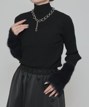 Lui's(ルイス) 袖フェザーリブタートルニット 26aw