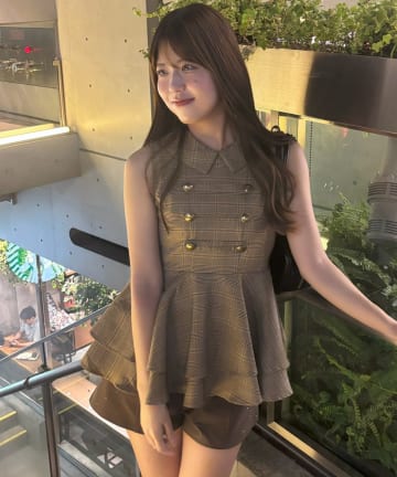 NICE CLAUP / OLIVE des OLIVE OUTLET(ナイスクラップ  / オリーブ デ オリーブ アウトレット) 【ANOTHER BRANCH】ペプラムナポレオンブラウス