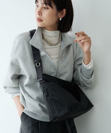 russet(ラシット) 11/3(火) 12:00予約スタート【撥水】《軽量・370g》バックル2WAYショルダーバッグ（横型）