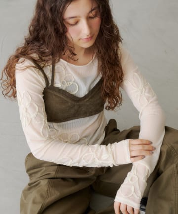 Kastane(カスタネ) 【WEB限定】フラワーコード刺繍シアーTOPS