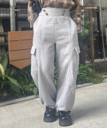 NICE CLAUP / OLIVE des OLIVE OUTLET(ナイスクラップ  / オリーブ デ オリーブ アウトレット) 【continuer】セットアップ可能ナポレオン風スウェットパンツ