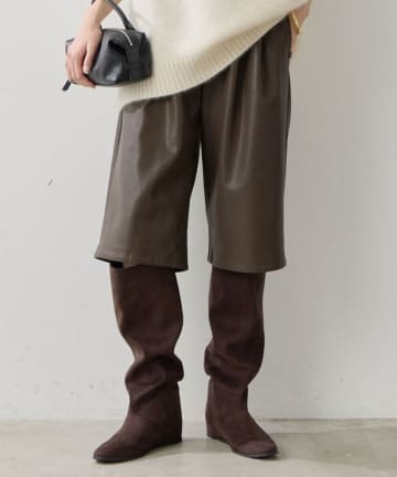 GALLARDAGALANTE(ガリャルダガランテ) フェイクレザーショートパンツ