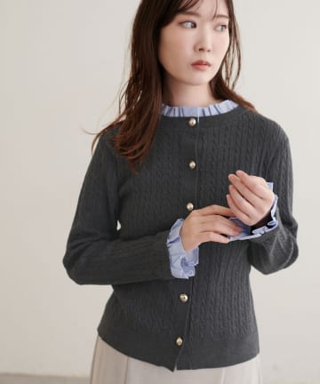 natural couture(ナチュラルクチュール) フリルレイヤード風ケーブルカーディガン