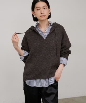 LARUTA(ラルータ) ［WEB限定］モヘアフード付きスキッパープルオーバー