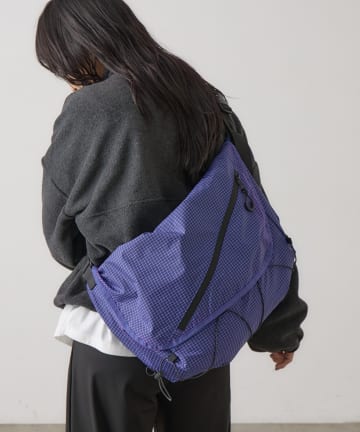 COLONY 2139(コロニー トゥーワンスリーナイン) 【LEI企画/UNISEX】撥水リップショルダーバッグ