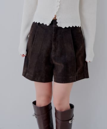 Chico(チコ) 【SALON by Chico】ベロアコーデュロイタックキュロット/パンツ【10/15(木)0:00~1000円OFF&ノベルティフェアがスタート】