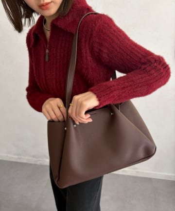 Thevon.(ゼヴォン) スムースバケット2WAYバッグ