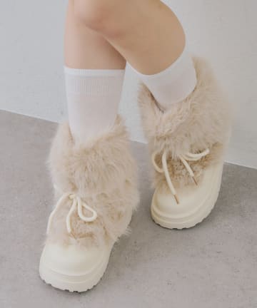 NICE CLAUP / OLIVE des OLIVE OUTLET(ナイスクラップ  / オリーブ デ オリーブ アウトレット) 【continuer】フェイクファーハーフブーツ