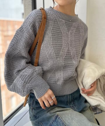 LOCUST(ローカスト) ケーブルニット