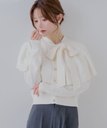 Chico(チコ) 【SALON by Chico】リボンケープ金釦ニット【10/15(木)0:00~1000円OFF&ノベルティフェアがスタート】