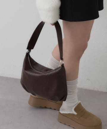 mystic(ミスティック) フェイクレザーラウンドBAG