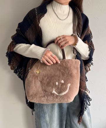 FREDY & GLOSTER(フレディ アンド グロスター) SMILEYエコファー2WAYトートバッグ