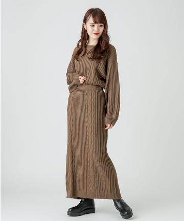 ケーブルニットロングワンピース